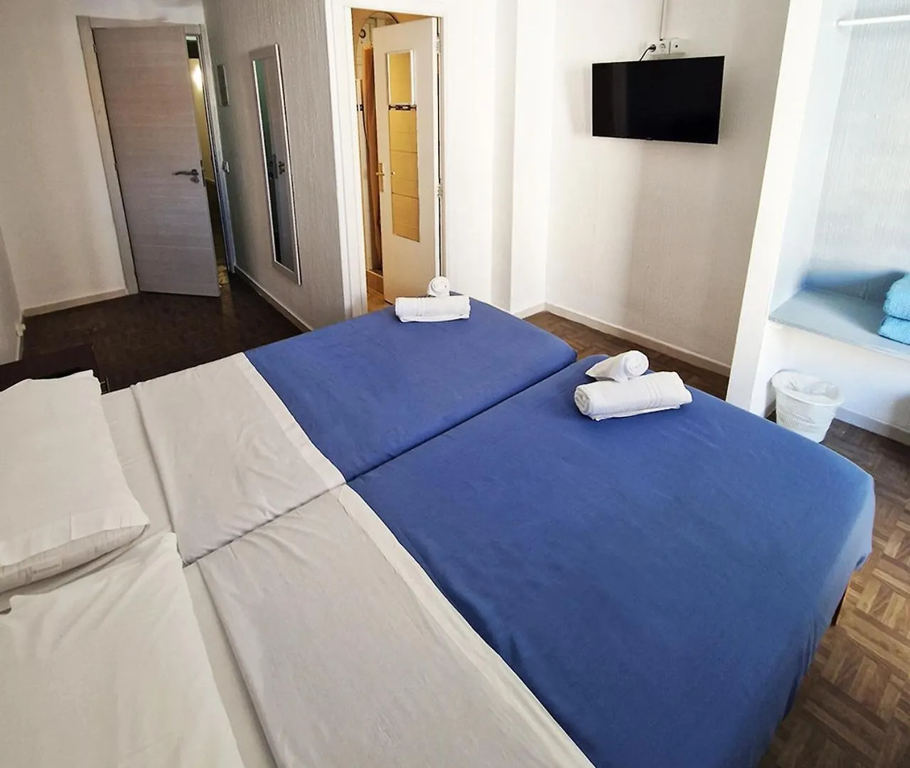 Hostal Sol De Mallorca El Arenal  Spain