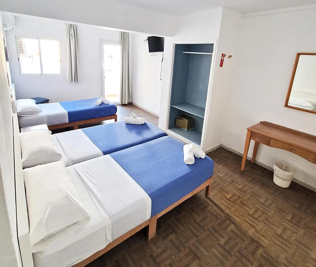 Hostal Sol De Mallorca El Arenal  2*, El Arenal (Mallorca) Spain
